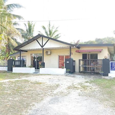 Kuntum Cottage Bed & Breakfast Kampung Tanjung Ipoh Exterior photo